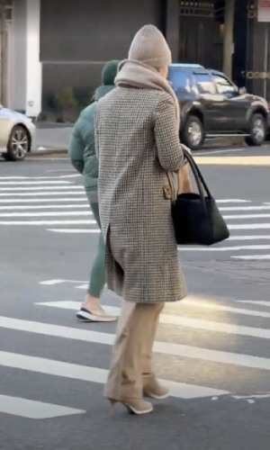 mid-cut gingham trench